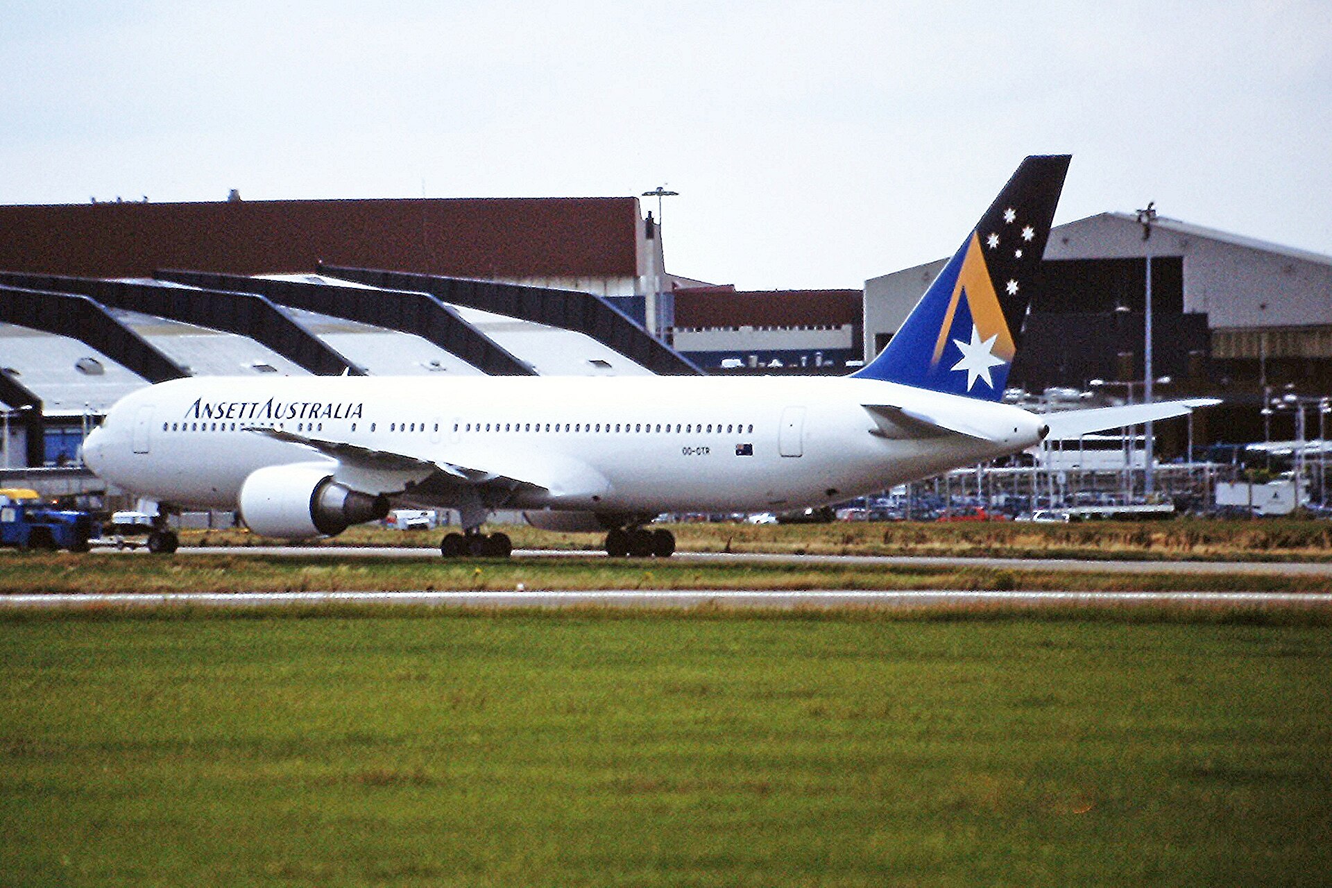 Ansett Australia Boeing 767 airliner in flight