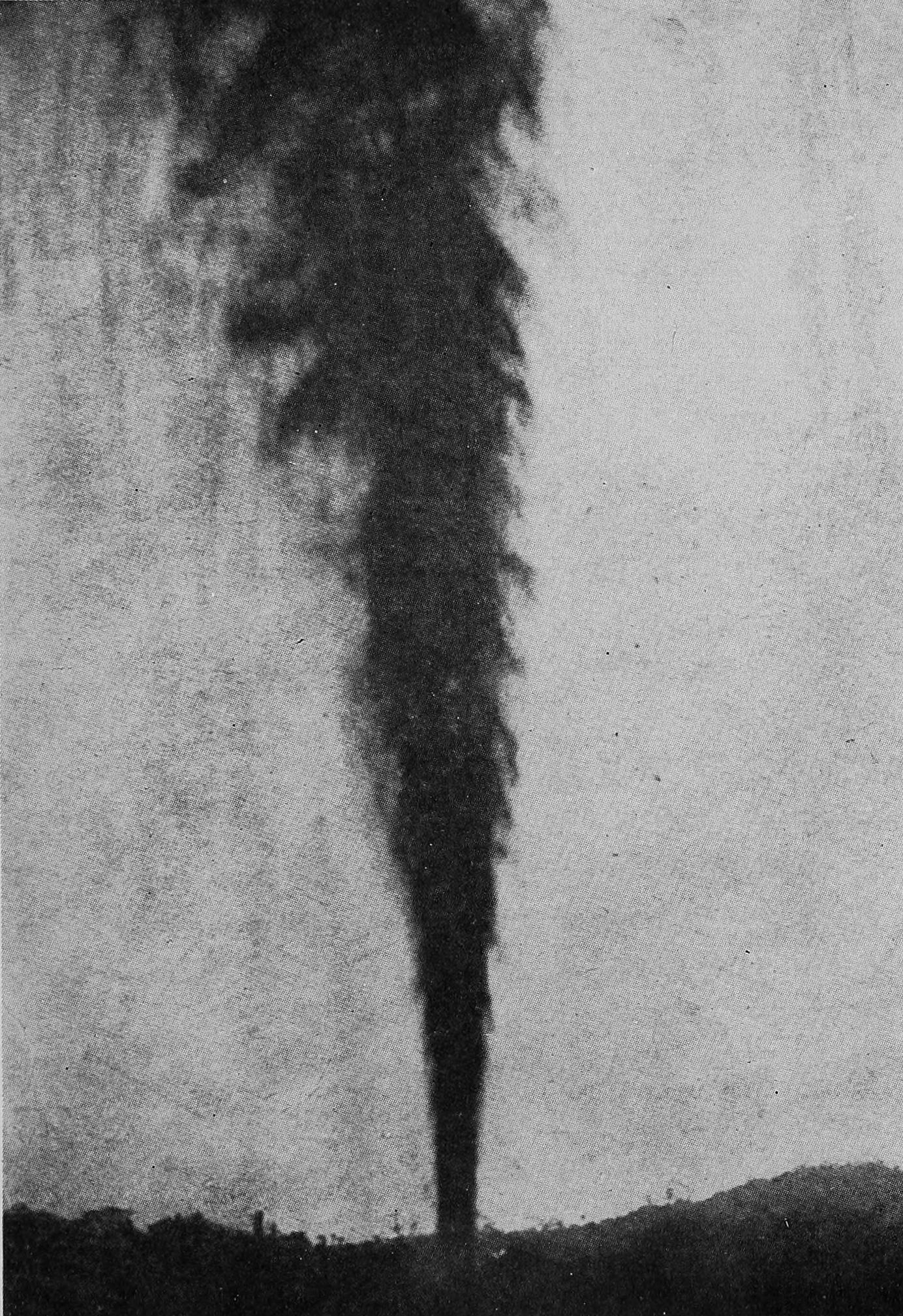 The gusher of the Cerro Azul oil well in Mexico, c. 1918