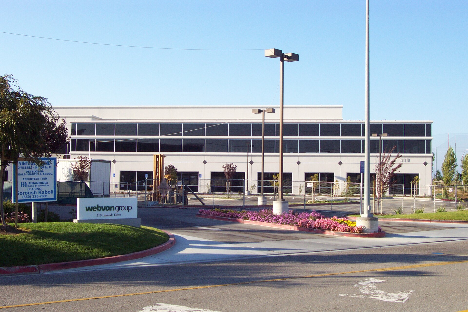 Webvan headquarters building in Foster City, California, photographed in September 2001 shortly before the company shut down