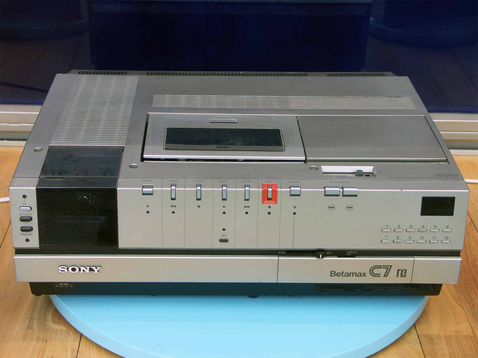 Sony Betamax C7 video cassette recorder deck