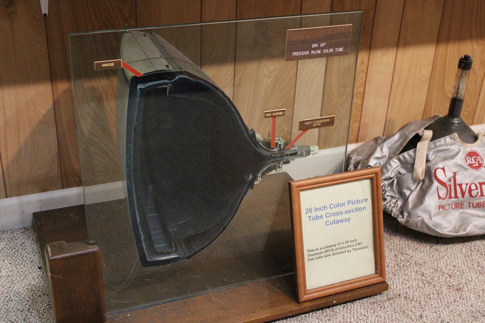 Cutaway cross section of a CRT display showing the electron gun and glass envelope