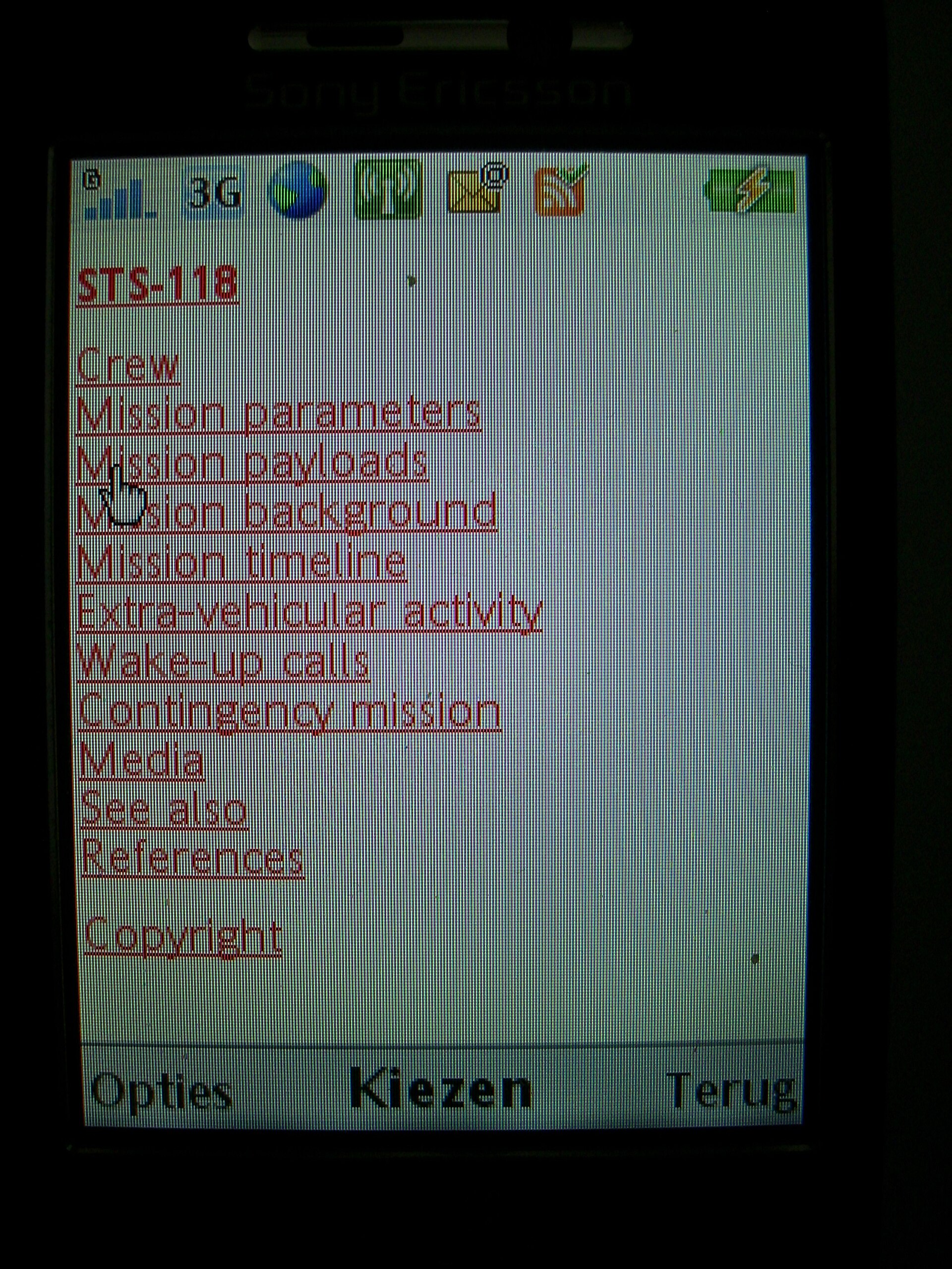 Sony Ericsson W995i showing the WAP/WML mode of mobile Wikipedia